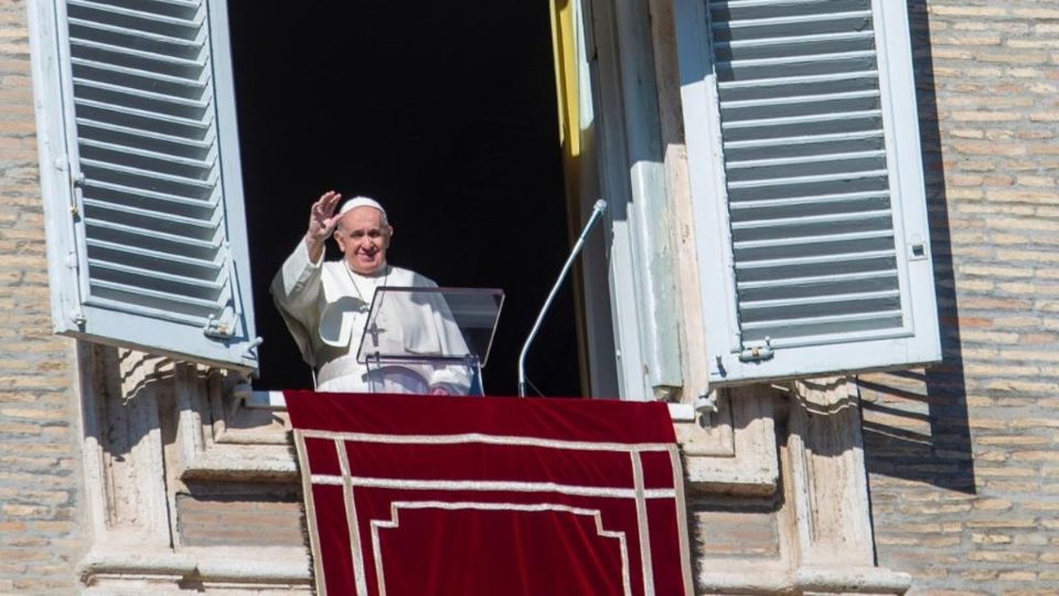 Desde la ventana del Palacio Apostólico y previó al rezo mariano del Ángelus, Francisco emitió un mensaje para los jóvenes. Foto: Pablo Esparza