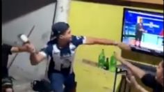 Aficionado de Rayados de Monterrey EXPLOTA ante eliminación y DESTRUYE pantalla: VIDEO