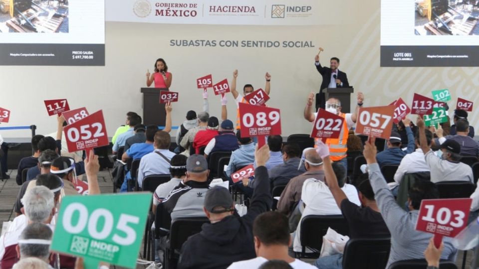 La puja se mantuvo por cinco horas. FOTO: Especial