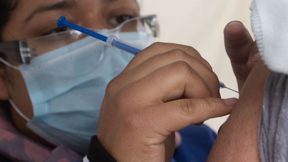 Marcelo Ebrard celebra efectividad de la vacuna contra coronavirus. Foto: Cuartoscuro