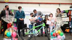 Premian a ganadores del concurso de pintura infantil "La Niña, El Niño y su Policía"