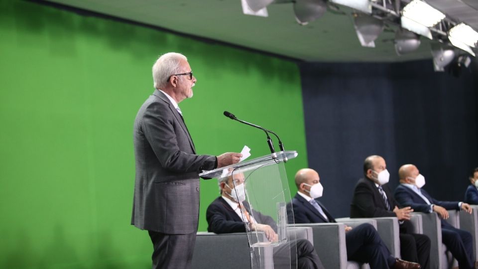 CEREMONIA. los directivos de la FIL se reunieron en Guadalajara con un puñado de asistentes para la inauguración del encuentro. Foto: FIL Guadalajara