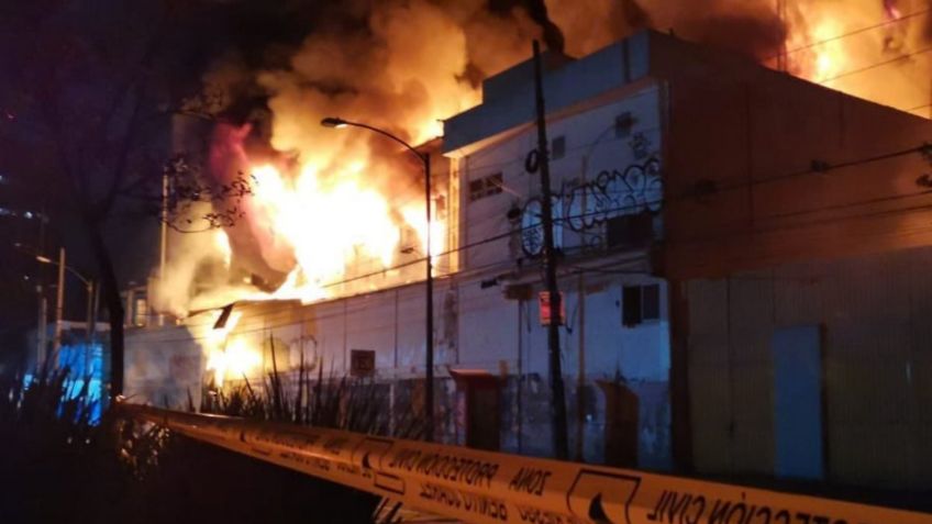 Fuerte incendio en subestación eléctrica en la Benito Juárez genera apagón: VIDEOS