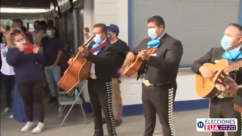 ¡De México para el mundo! Mariachis alegran a votantes durante Elecciones: VIDEO