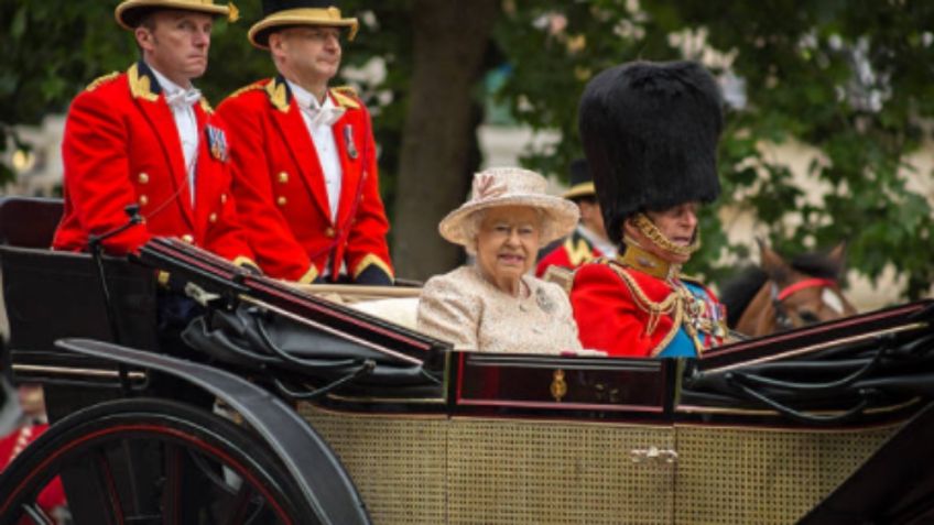 Reina Isabel II y duque de Edimburgo juntos en Windsor para segundo confinamiento