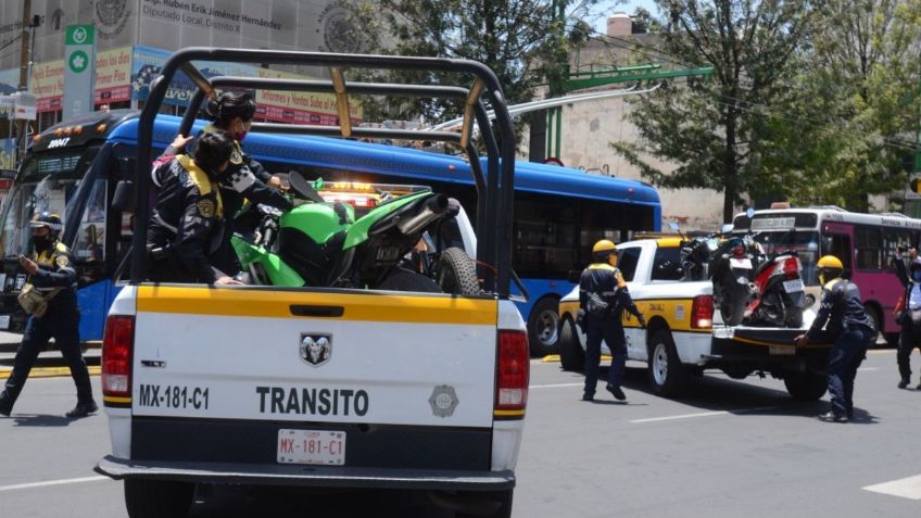 CDMX: Así fue como policías embistieron a dos delincuentes que provocaron una balacera en la Morelos