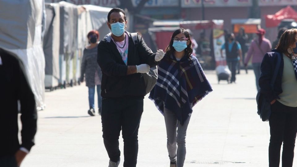 Las autoridades recomendaron abrigarse bien y mantenerse hidratado ante las bajas temperaturas. Foto: Cuartoscuro