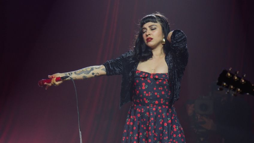 Mon Laferte brilla en concierto virtual en el Teatro Fru Fru