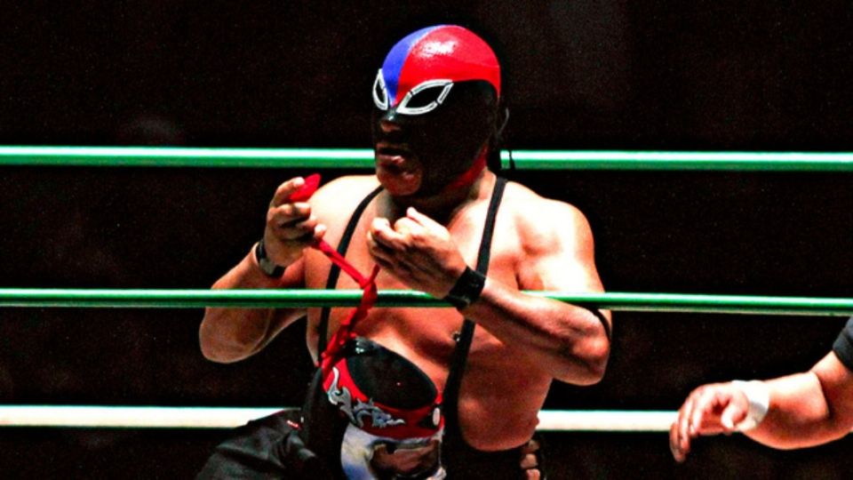 El luchador tuvo una álgida rivalidad con Octagón. Foto: Especial.