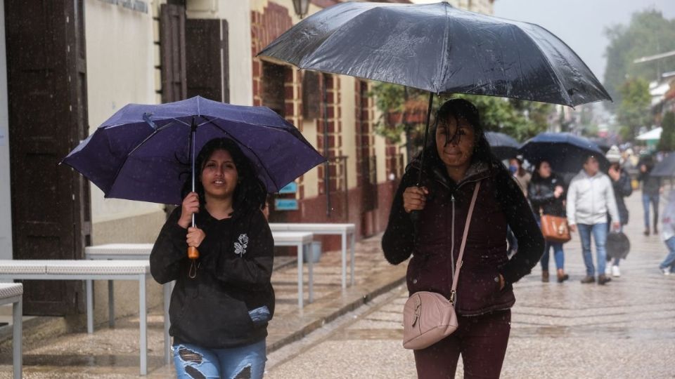 Las autoridades pidieron a la población mantenerse informada de las condiciones meteorológicas. Foto: Archivo | Cuartoscuro