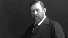 Bram Stoker, como Drácula, condenado a la eternidad