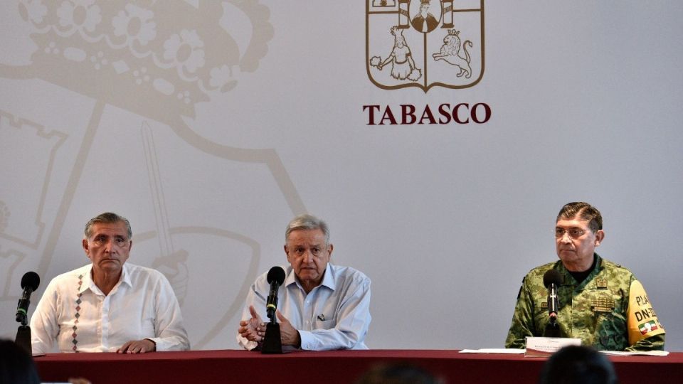 López Obrador reconoció que hace falta 'un buen censo' de damnificados para que ninguno se quede sin apoyo. Foto: Cuartoscuro