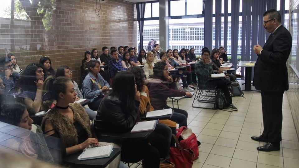 Resultados de las Becas Benito Juárez de 'Apoyo a la titulación'. Foto: Cuartoscuro