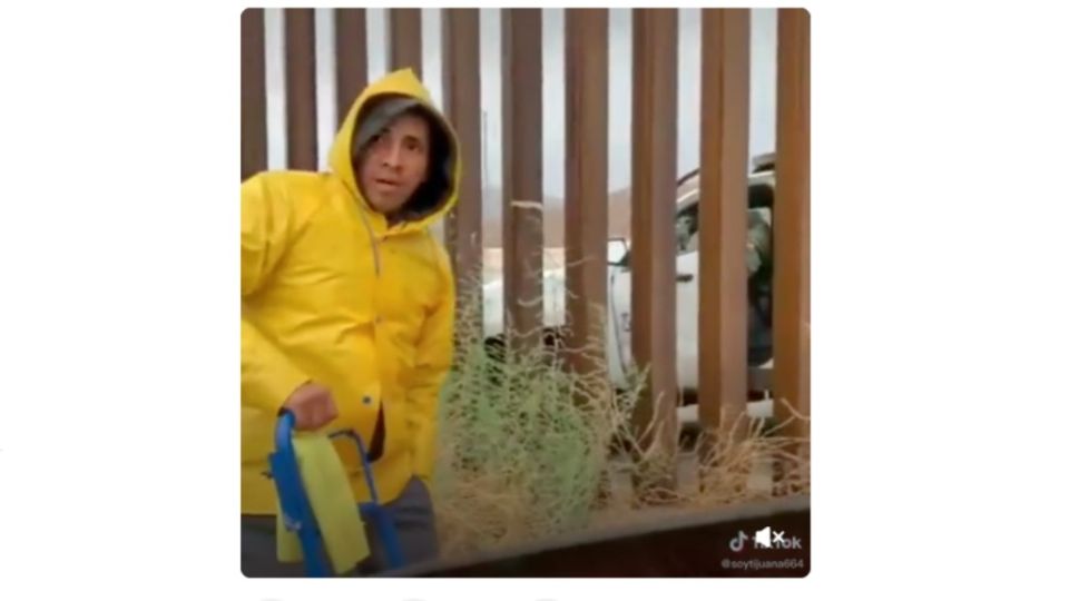 Mexicano vende tamales en Tijuana y se vuelve viral: Tik Tok