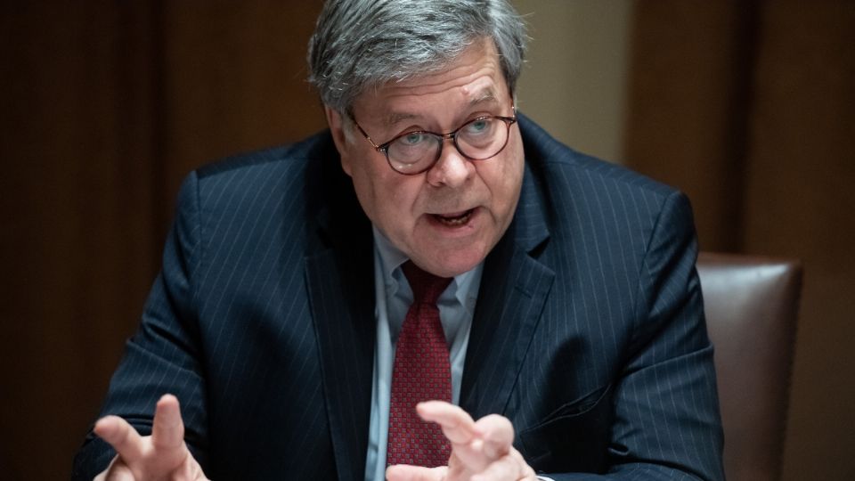 El fiscal general de Estados Unidos, Bill Barr, negó que se haya constatado fraude electoral en las presidenciales. Foto: AFP