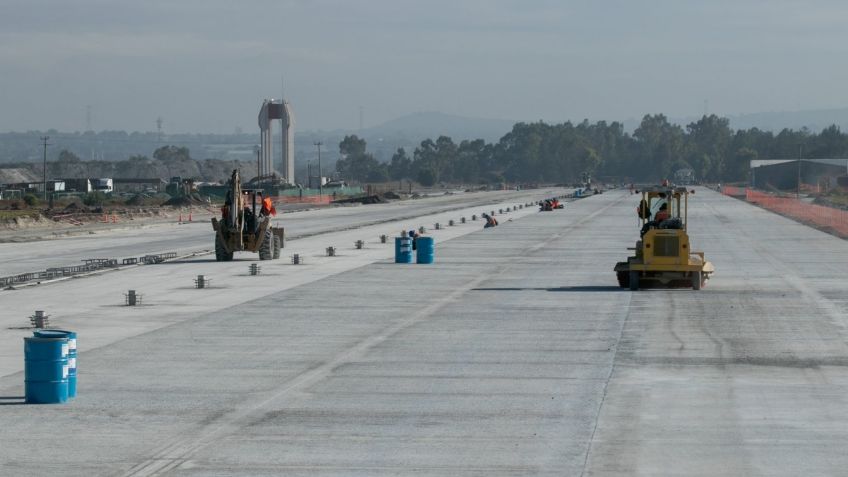 Hacienda constituye empresa para administrar el aeropuerto de Santa Lucía