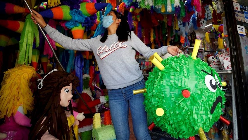 ¡Ya hay piñata del Coronavirus! Así se puede uno desahogar del 2020