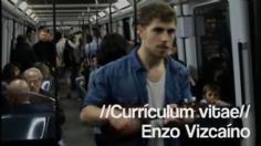 VIDEO VIRAL: ¡Querer es poder! Joven desempleado obtiene trabajo tras “cantar” su currículum en el metro