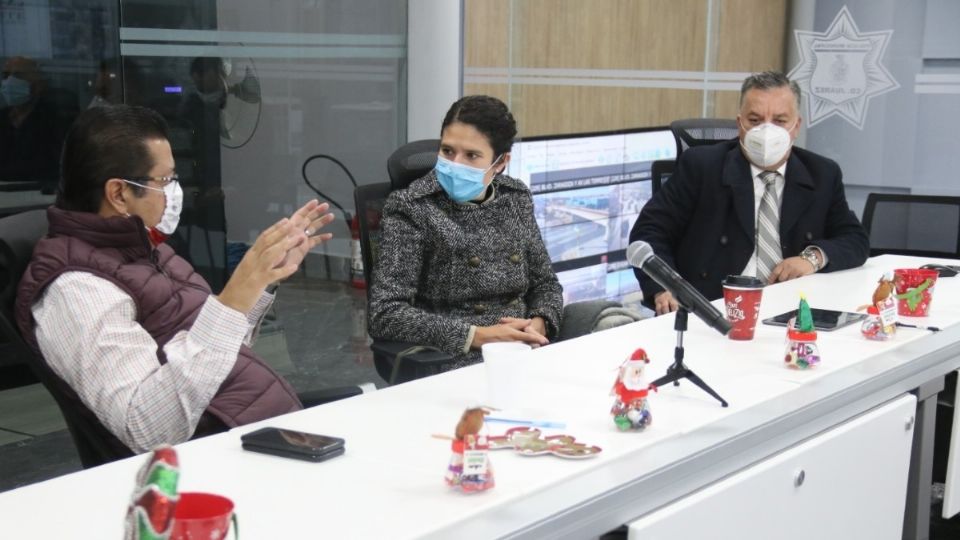 Se sostuvo una reunión de trabajo en la que se analizaron las estrategias en el combate a delitos Foto: Especial