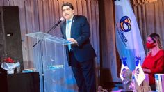 Manuel Espino presenta su onceavo libro donde retrata la vida de Morelos