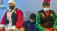 VIDEO VIRAL: Santa Claus y dos duendes encabezan operativo "ANTIDROGAS"