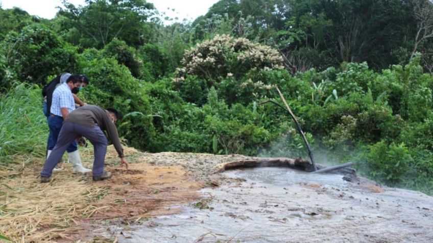 Cráter que arroja agua hirviendo alerta a pobladores de Veracruz ¿Podría formarse un volcán?