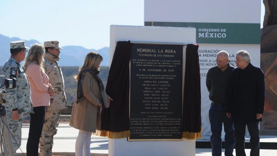 CEREMONIA. A la inauguración acudió el Presidente y familiares de las víctimas. Foto: Especial