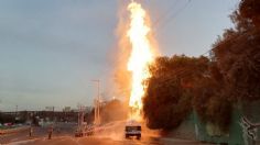 Pipa de gas se incendia en la autopista México-Pachuca; no hay lesionados