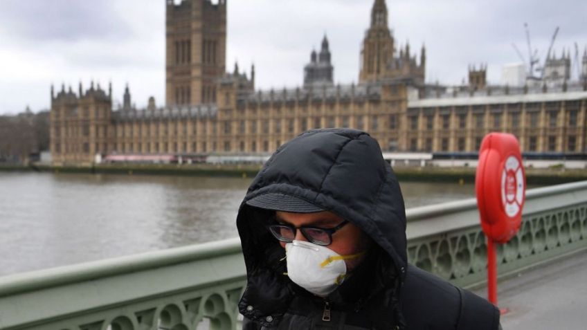 Reino Unido endurece restricciones en Londres ante alza en contagios de COVID-19