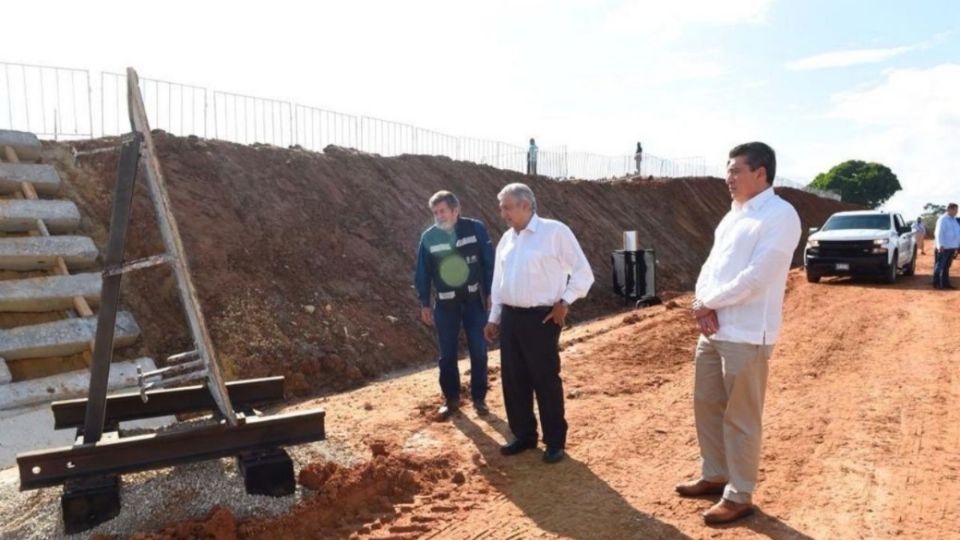 PLANIFICACIÓN. El Presidente López Obrador hizo gira de trabajo en el sureste de nuestro país. Foto: Especial