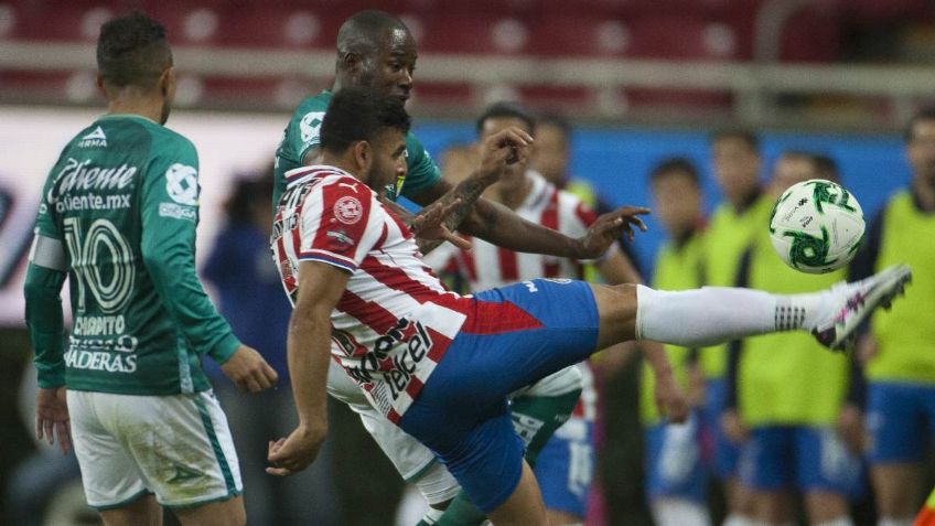 Chivas y León logran vibrante empate en la ida de las semifinales del Guardianes 2020