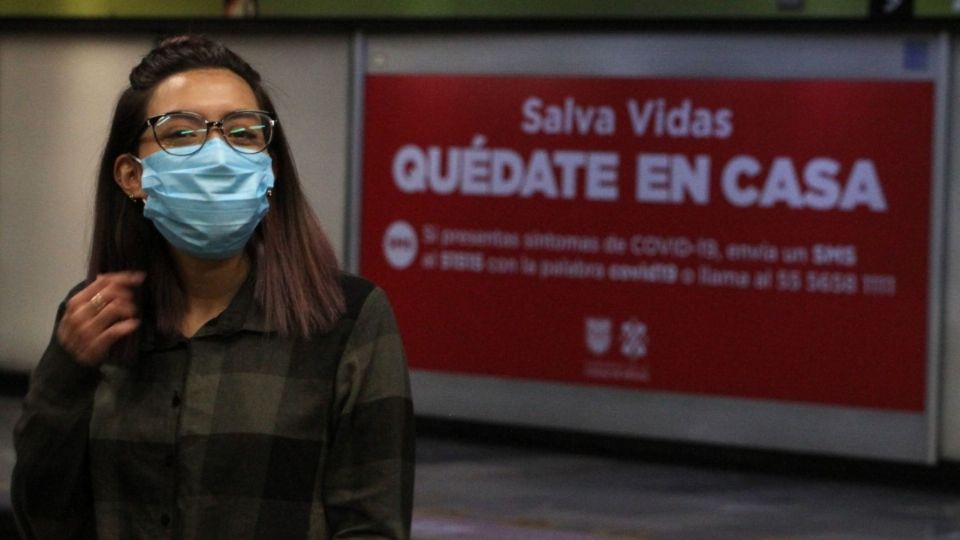 La medida busca reducir los contagios y hospitalizaciones en la capital del país. FOTO: CUARTOSCURO