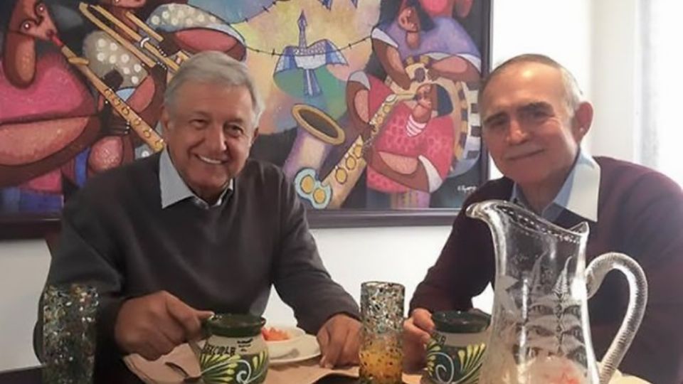 El presidente López Obrador junto a Alfonso Romo. Foto: Presidencia