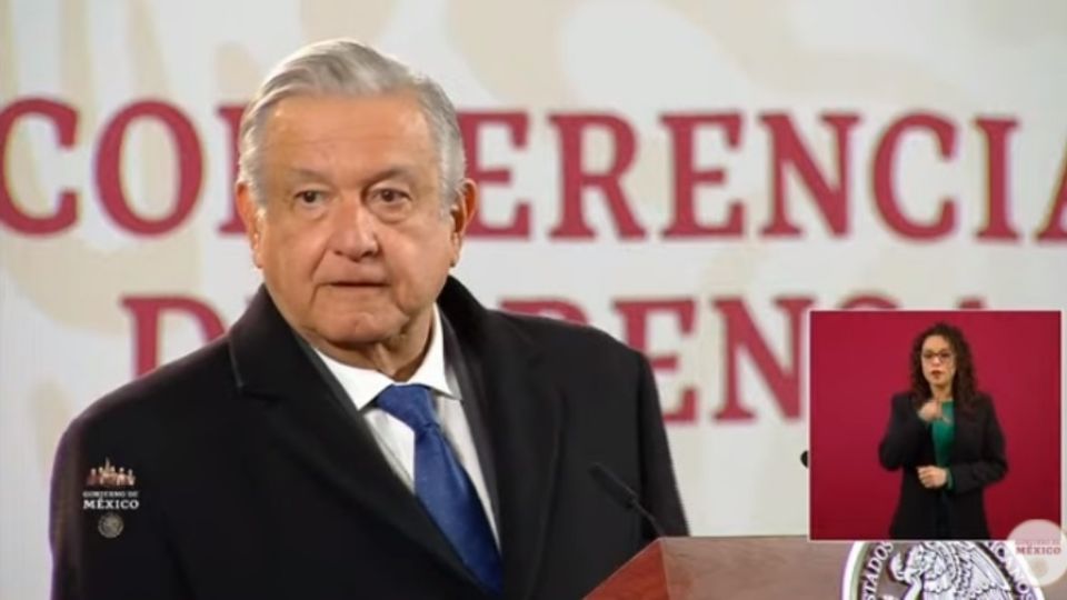 El presidente López Obrador desde la conferencia matutina. Foto: Especial