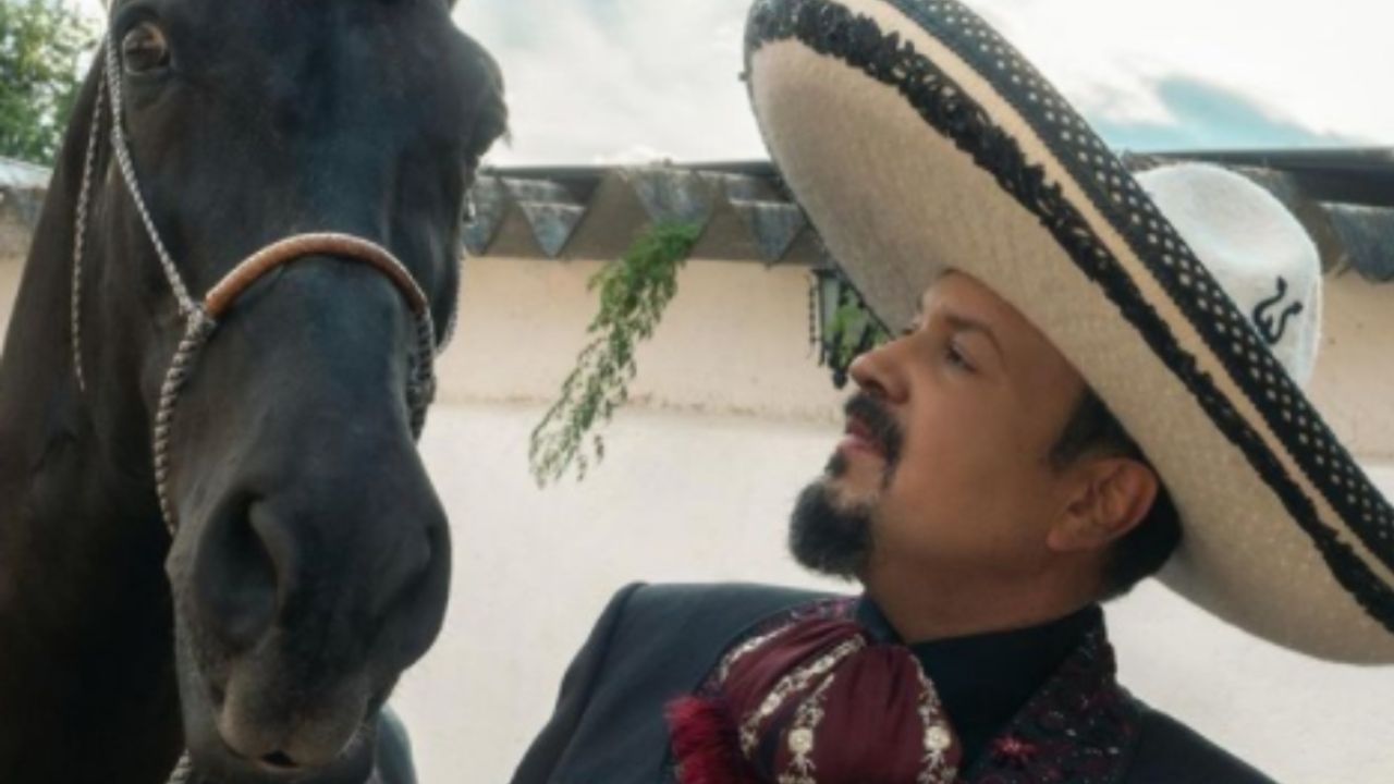 Were Pepe Aguilar and Selena together?  The unpublished PHOTO reveals when they were distributed