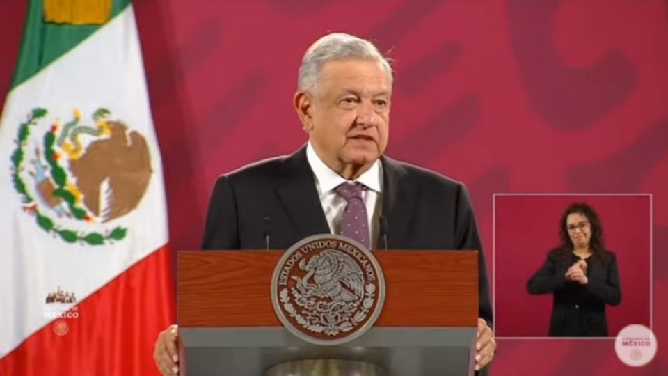 El presidente López Obrador desde la conferencia matutina. Foto: Especial