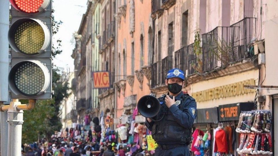 Se anunciaron nuevas medidas ante el cierre de negocios no esenciales. Foto: Daniel Ojeda