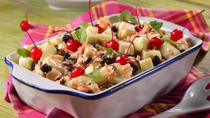 Cena de Navidad: ¿Cuántas calorías tiene la ensalada de manzana?