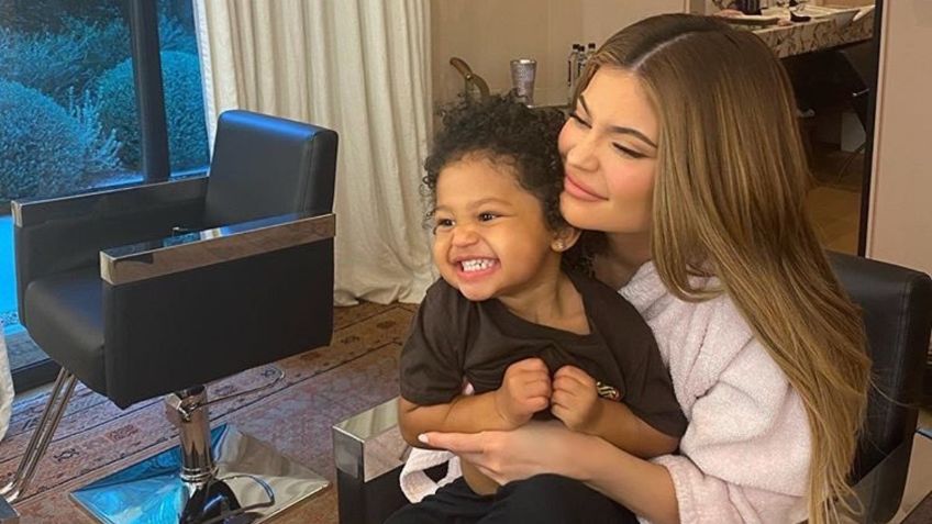 Kylie Jenner consiente a Stormi con una lujosa habitación en tonos rosa