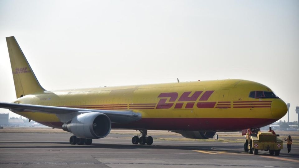 Unidad aérea de DHL que transportó el importante cargamento. Foto: Daniel Ojeda