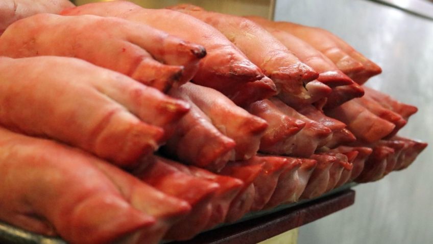 ¡Alerta! Carne de CERDO podría transmitir PELIGROSA variante de ébola