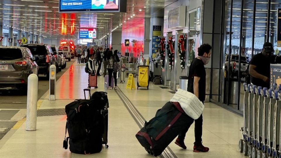 No se ofrecieron detalles sobre la nacionalidad del pasajero ni su estado de salud. Foto: Archivo | AFP