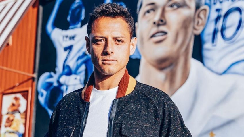 'Chicharito' presume FOTO navideña solo y sin su familia; ¿problemas en su relación?