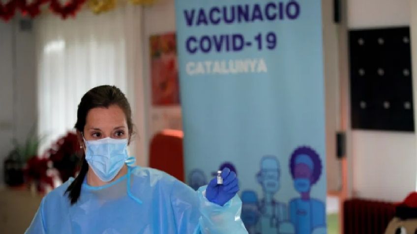 Enfermera da positivo tras recibir vacuna contra Covid-19 en España