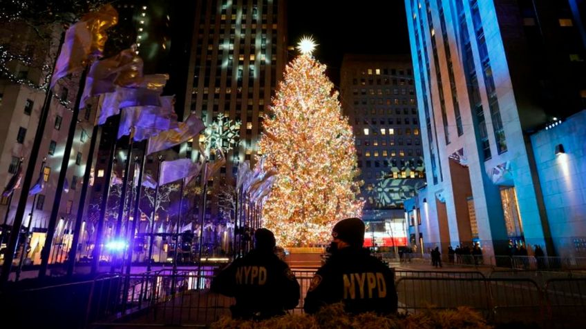 ¡Es HERMOSO! Así fue el ENCENDIDO del GIGANTESCO árbol de Navidad del Rockefeller Center: VIDEO