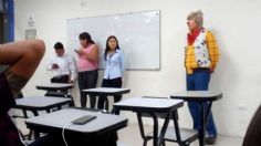 Payasito no logra cambiarse de ropa y así expone en su clase de Derecho; conmueve a las redes: FOTO