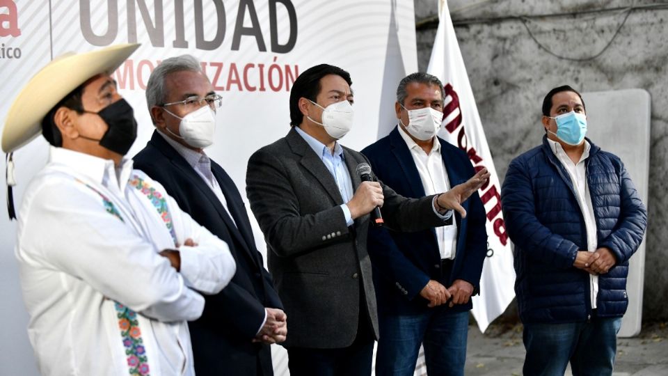 LOS ELEGIDOS ● La presentación de los precandidatos para las gubernaturas se hizo en la sede del partido, en la CDMX. 
FOTO: Guillermo O’Gram
