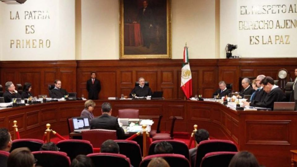 Los legisladores presentaron el recurso de reclamación, que fue admitido y turnado al ministro José Fernando Franco .