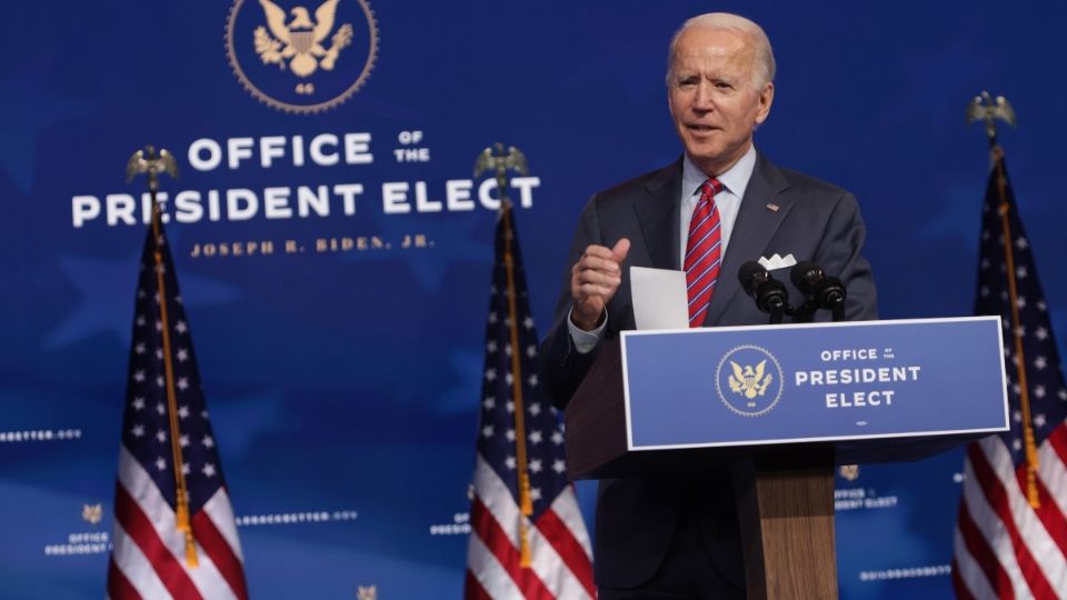 MEDIDA. Joe Biden llamó a los estadounidenses a usar cubrebocas Durante los primeros 100 días de su gobierno. Foto: AFP