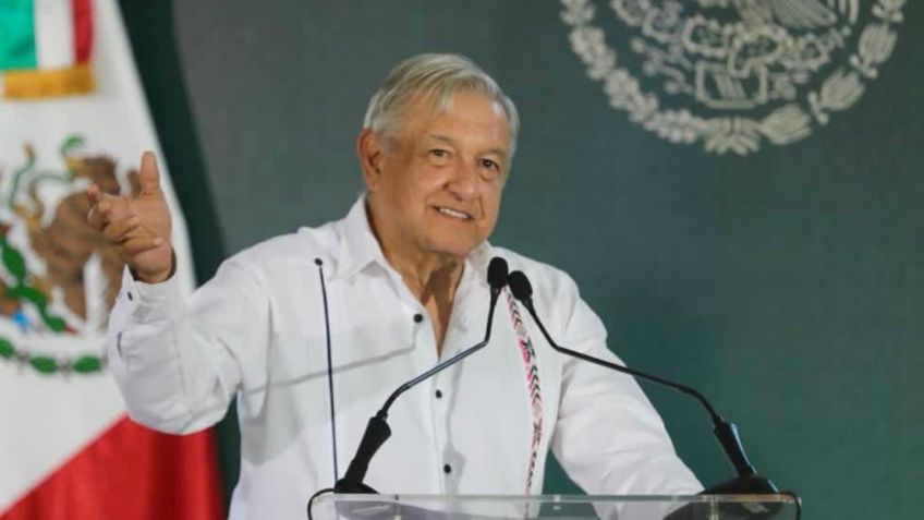 Quienes toman una caseta le roban al pueblo: López Obrador